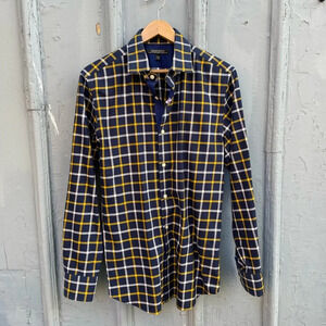 Banana Republic Non-Iron Tailored Plaid  Button Down Shirt, size M